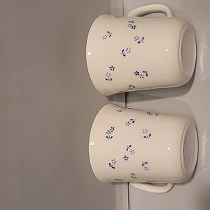 Corning mugs (4) provincial blue dainty floral, microwave safe glass